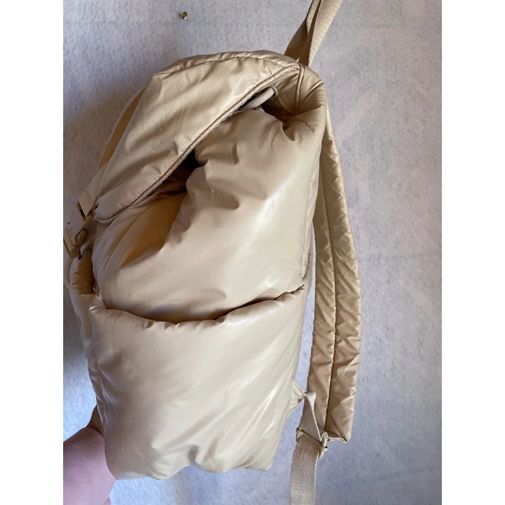 BEIS Puffy Cargo Backpack Beige Tan Quilted Lightweight Travel Bag Buckle Clasp